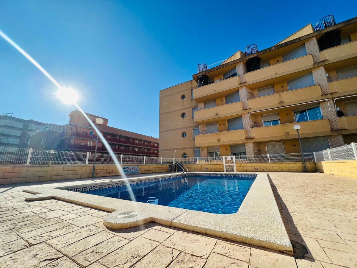 Apartamento Familiar Con Piscina A Un Paso De Playa Cala Sirenas Miami Playa Bagian luar foto